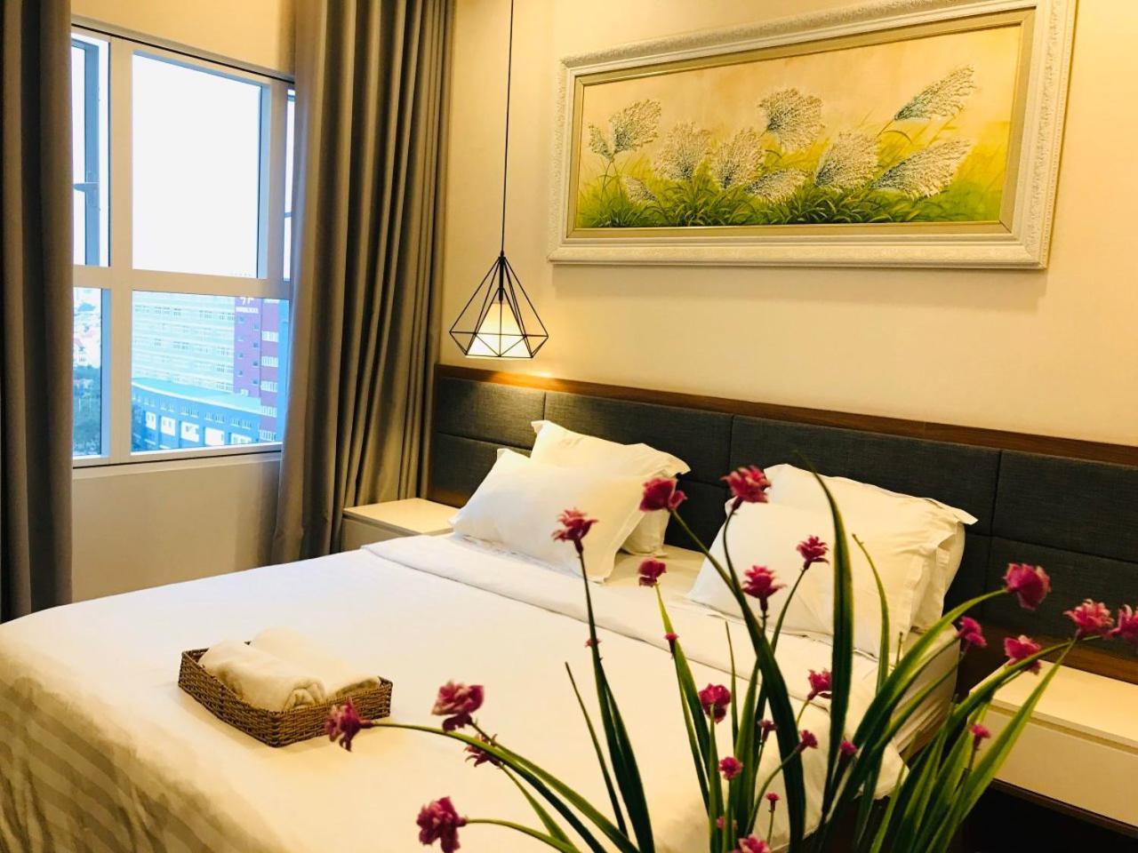 Sunrise City - 5 Star Ho Chi Minh City Exterior photo